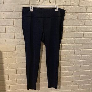 Go-Dry Cool Mid-Rise Legging